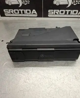 Mercedes-Benz C W203 CD/DVD changer A2038209089 020109 MC3010