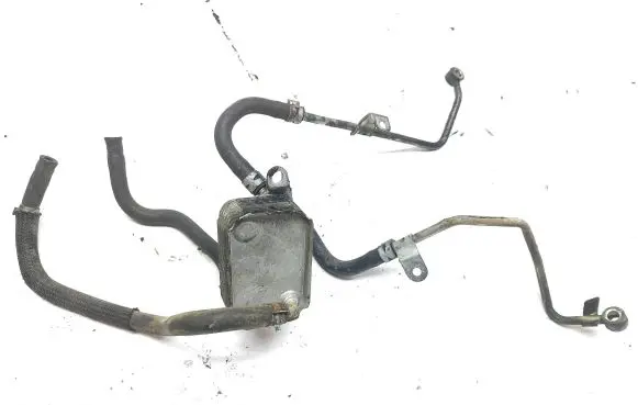 Toyota Land Cruiser (J200) Oil filter mounting bracket