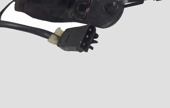 BMW 5 E39 Tailgate/trunk/boot lock/catch/latch 67148362371