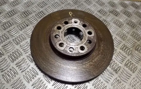 Volkswagen Golf Plus Front brake disc