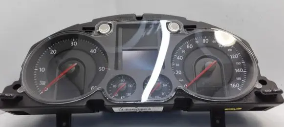 Volkswagen PASSAT B6 Speedometer (instrument cluster) 3C0920960K