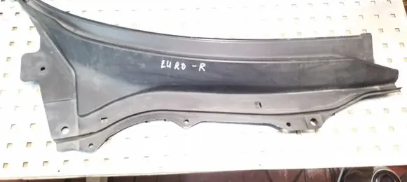 Infiniti FX Wiper trim 66862CG000