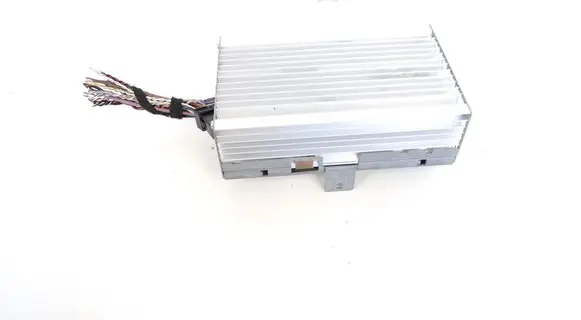 Tesla Model S Sound amplifier 65129312592 9312592