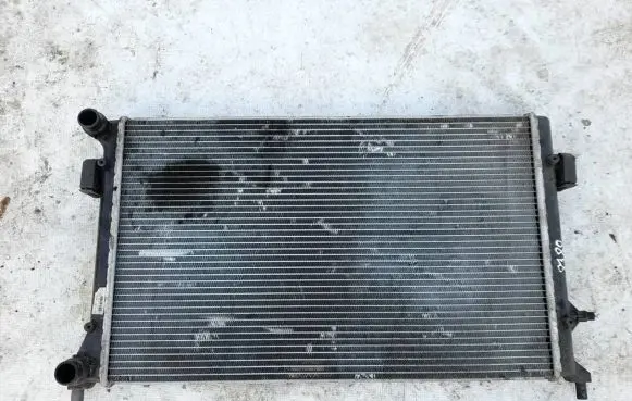 Audi A3 S3 8P Coolant radiator