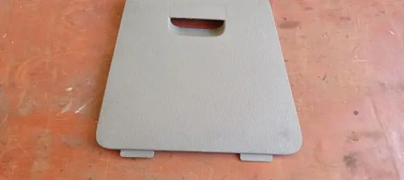 Volkswagen Caddy Fuse box cover 2K3867747