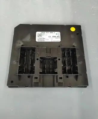 Volkswagen Golf VIII Comfort/convenience module 5WA937086J