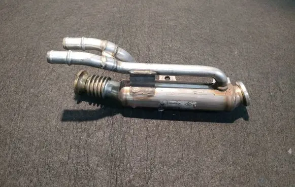 Renault Megane II EGR valve cooler 8200426934 09003 046895