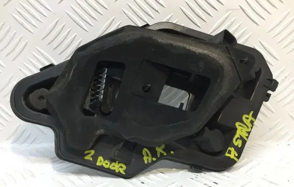 Opel Astra H Tail light bulb cover holder 161391-00