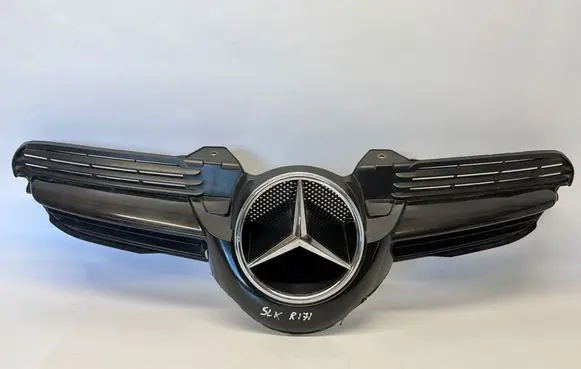 Mercedes-Benz SLK R171 Front bumper upper radiator grill A1718880060