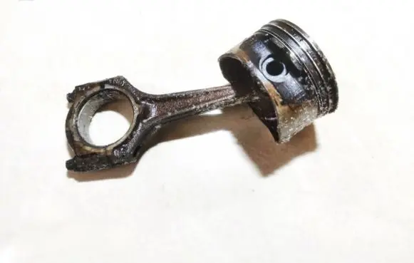 Opel Vectra B Piston with connecting rod