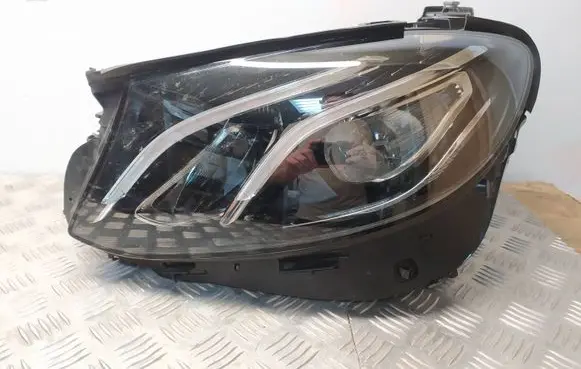 Mercedes-Benz E W213 Headlight/headlamp A2139063904