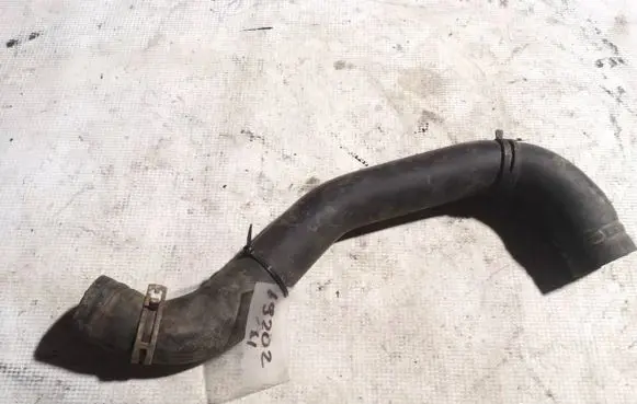 Peugeot 807 Engine coolant pipe/hose