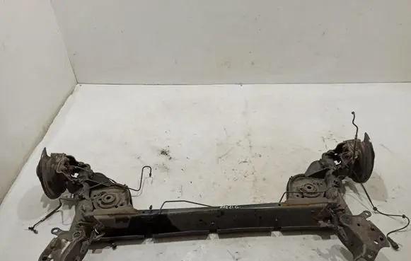 Renault Zoe Rear axle beam 555010958R