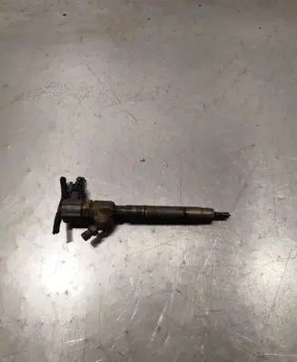 Hyundai i40 Fuel injector 0445110411