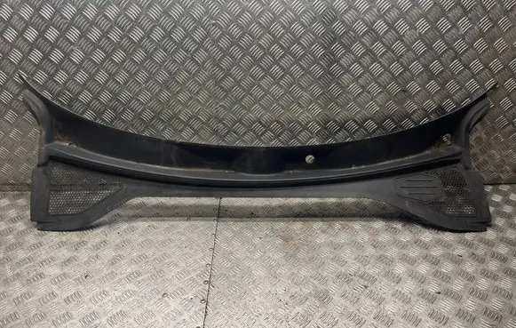 Audi A3 S3 8V Wiper trim 8V1819403
