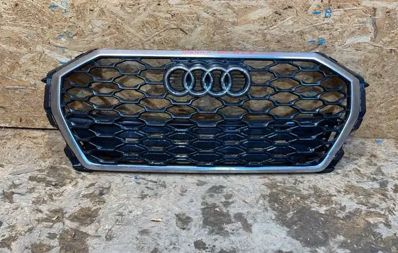 Front bumper upper radiator grill