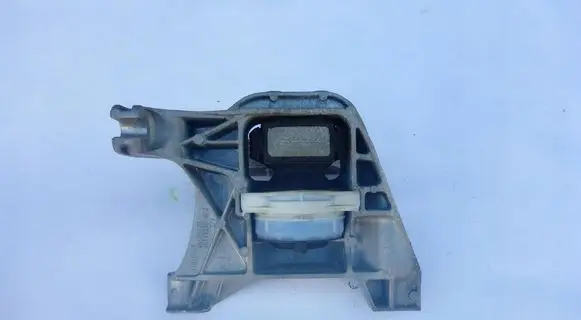 Toyota Proace Engine mount vacuum valve 