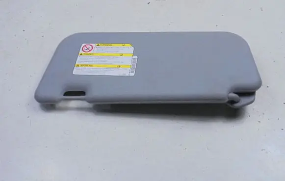 Mitsubishi Colt Sun visor