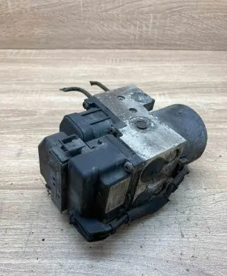 Mitsubishi Carisma ABS Pump 0273004488