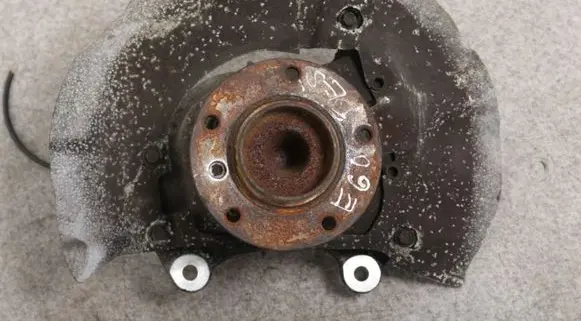 BMW 5 E60 E61 Front wheel hub 6760954R