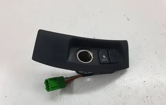 Volvo V50 Cigarette lighter 8686026