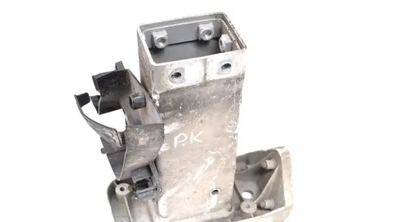 Audi TT TTS Mk2 Front bumper shock/impact absorber 