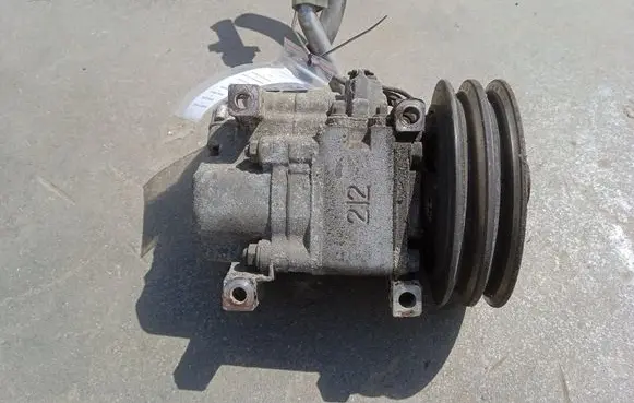 Mazda Premacy Air conditioning (A/C) compressor (pump)