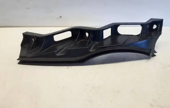 Volkswagen PASSAT B6 Front bumper mounting bracket 3C0807890