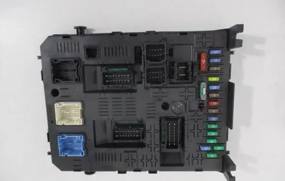 Citroen C5 Comfort/convenience module 9812188880