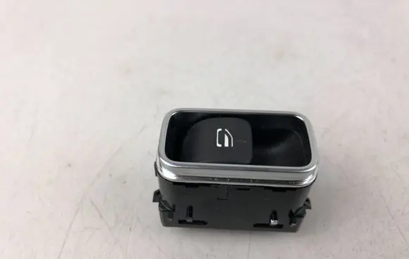Mercedes-Benz EQA Electric window control switch A1679050201