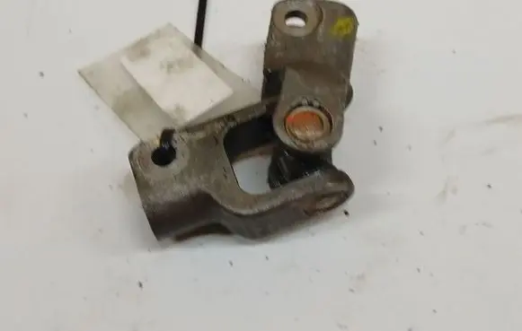 Toyota Avensis T250 Steering column universal joint