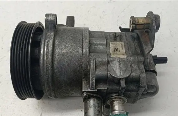 BMW X5 E70 Power steering pump