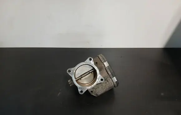 Volvo V70 Throttle valve 30650013 02W242 0280750051