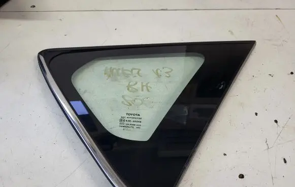 Toyota Auris E180 Rear side window 43R00048
