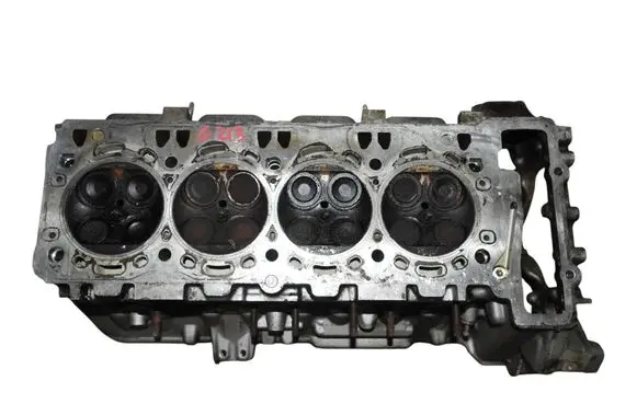 BMW 5 F10 F11 Engine head 7573936