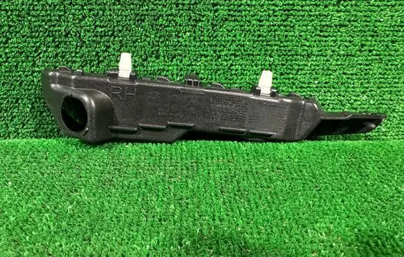 KIA Ceed Front bumper mounting bracket 86514A2000
