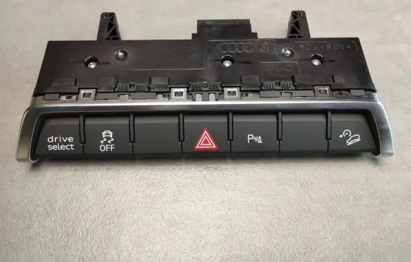 Audi Q3 F3 Multifunctional control switch/knob 83A925301K