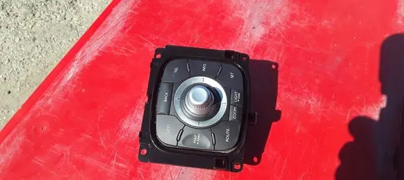 Renault Laguna III On-board computer control switch 253B00001R