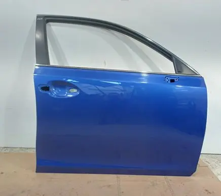 Lexus CT 200H Front door 