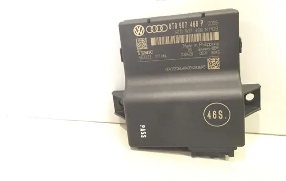 Audi A5 8T 8F Gateway control module 8T0907468P 8T0907468K