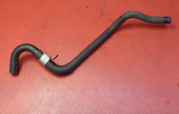 Nissan Navara D23 Engine coolant pipe/hose