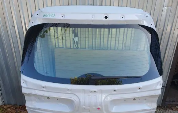 Genesis GV70 Truck tailgate 