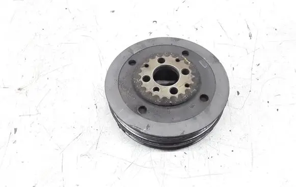 Volkswagen PASSAT B5 Crankshaft pulley 038105243F