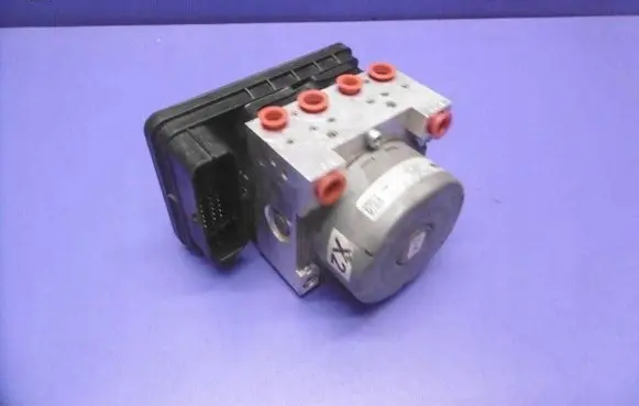 Ford B-MAX ABS Pump D1B12C405AE 10022004364