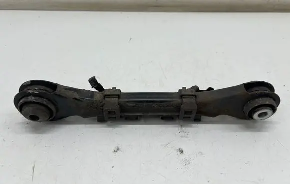 BMW 1 F20 F21 Rear upper control arm/wishbone 6792519