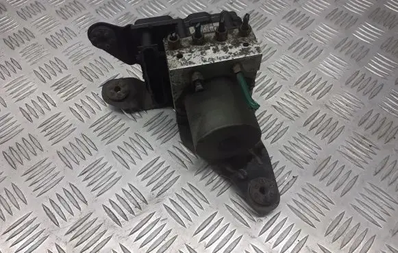 Renault Megane I ABS Pump 8200038702