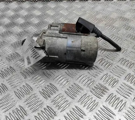 Volkswagen Golf VI Starter motor 02Z911023P