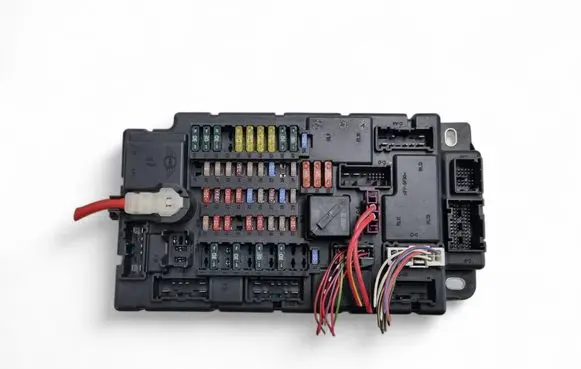 Mini One - Cooper Coupe R56 Fuse module 61.353455528-01 3455528