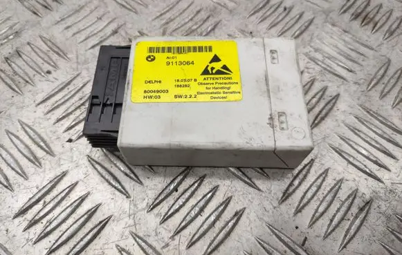 BMW 5 E60 E61 Center console control module 9113064