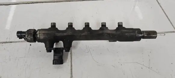 Mazda CX-7 Fuel main line pipe